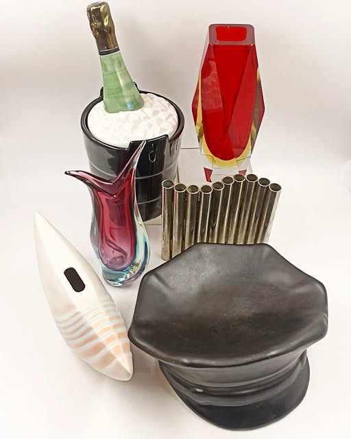 Seau à champagne Jean-Claude Peire, vases Murano et céramiques des années 80