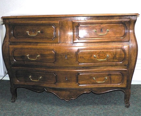 Commode ancienne
